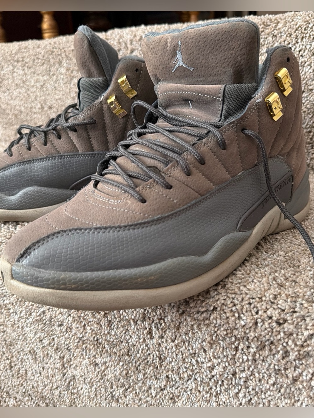 Jordan Jumpman 10 Men’s High-Top Sneakers in Taupe and Gray with Gold Accents
